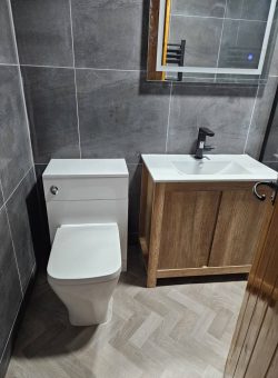 toilet and sink installed by Northern Plumbing & Heating in Cottingham
